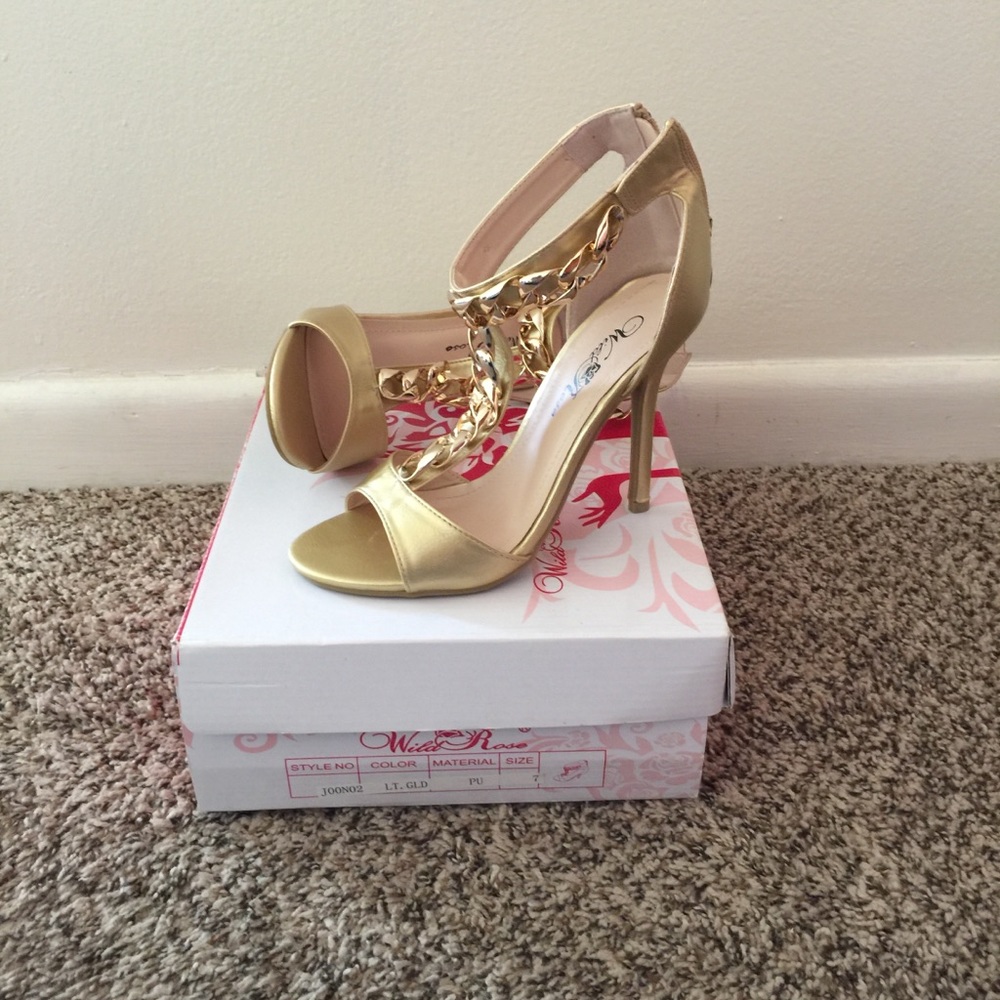 Sandal heels